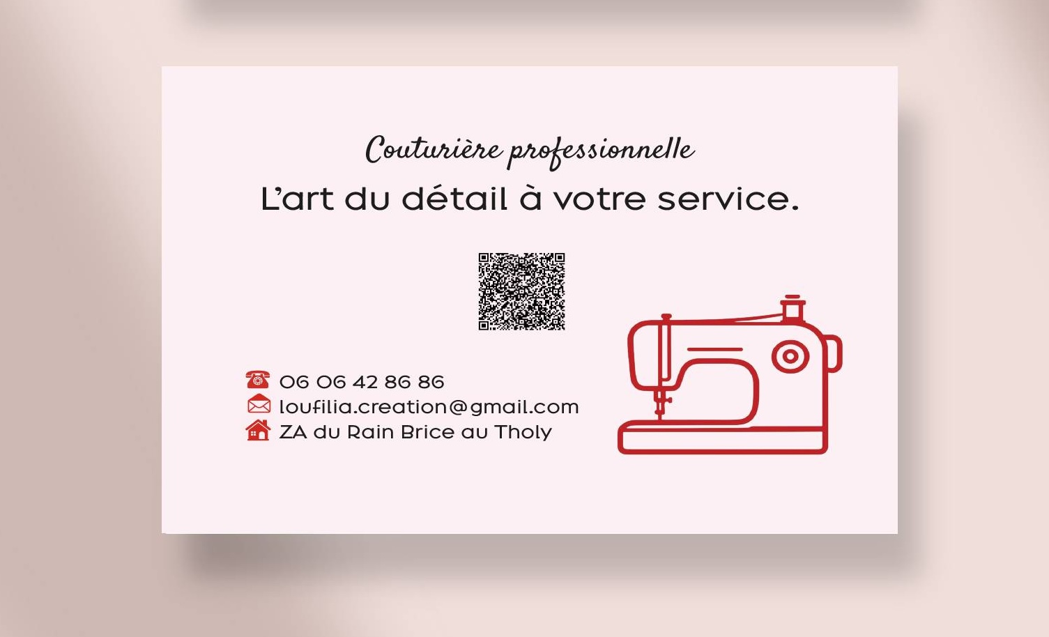 mockup carte de visite couturière girly copie 2